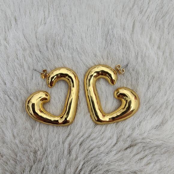 NEW J. Crew Gold Heart Shaped Chunky Earrings - Picture 6 of 8